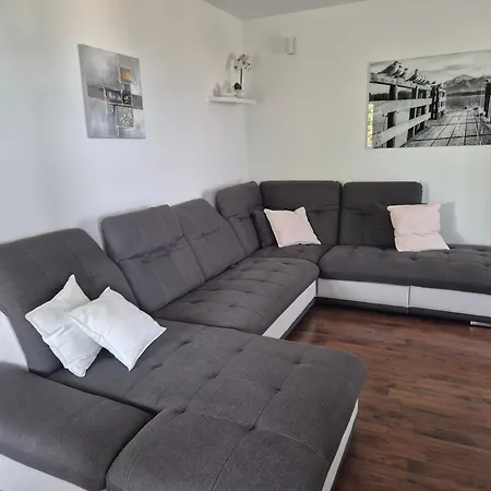 Aleksandar * Šmrika