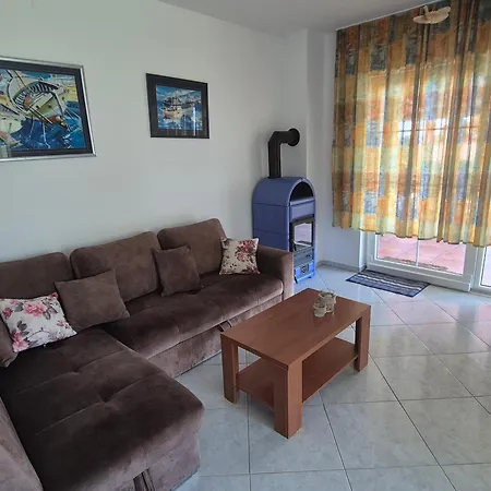 Aleksandar * Šmrika